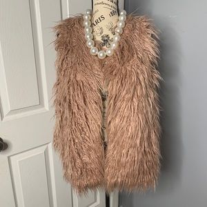 Mossimo Blush Faux Fur Vest